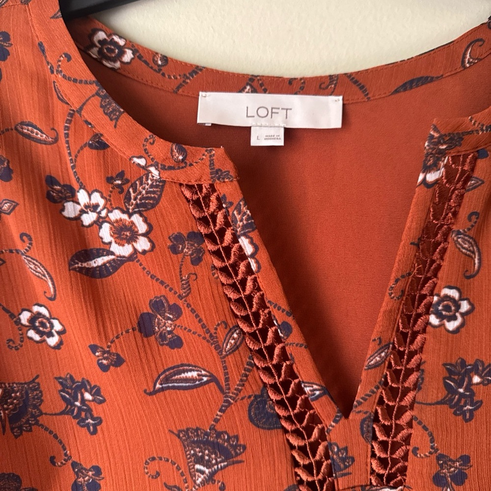 LOFT Women's Orange Floral Top